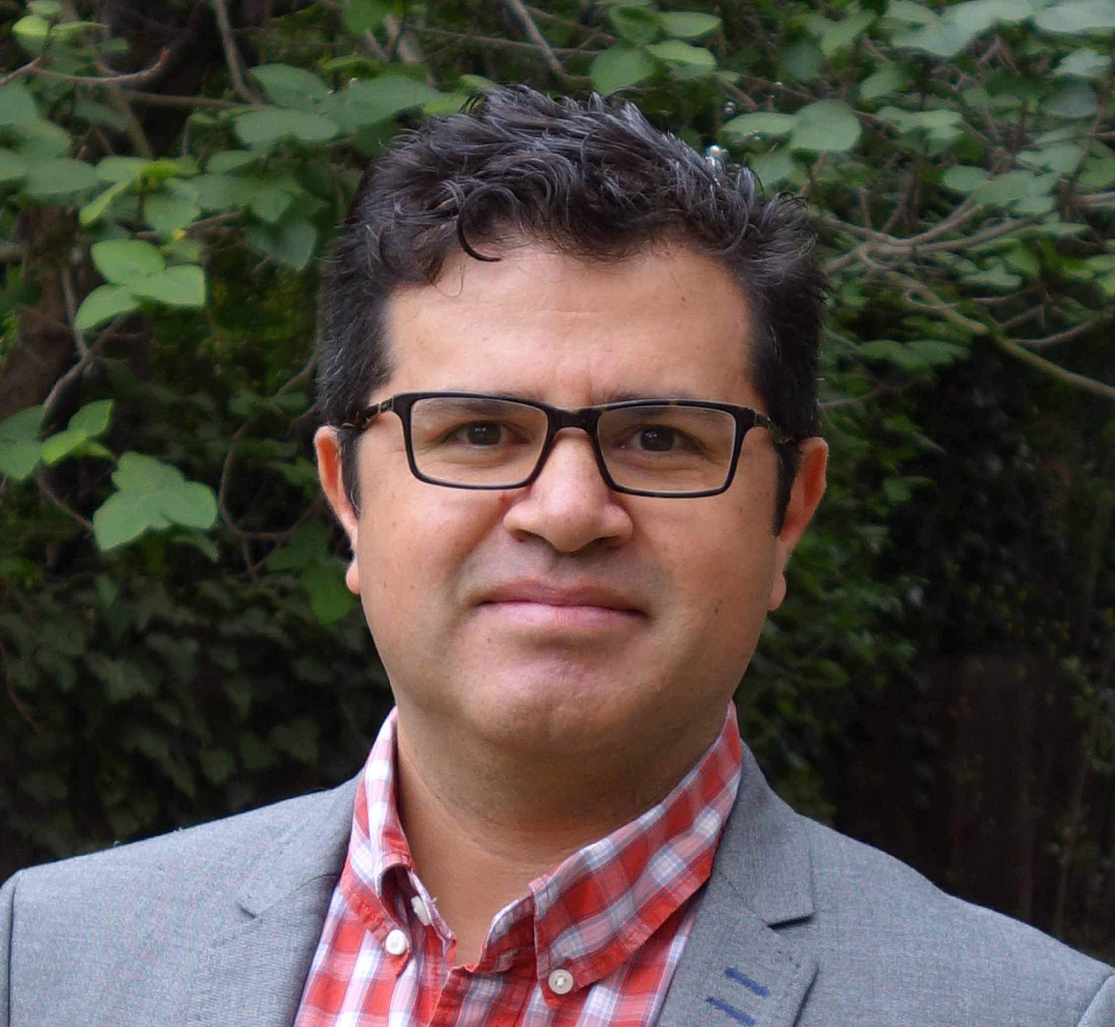 Dr. JOSE ROBERTO ZENIT CAMACHO