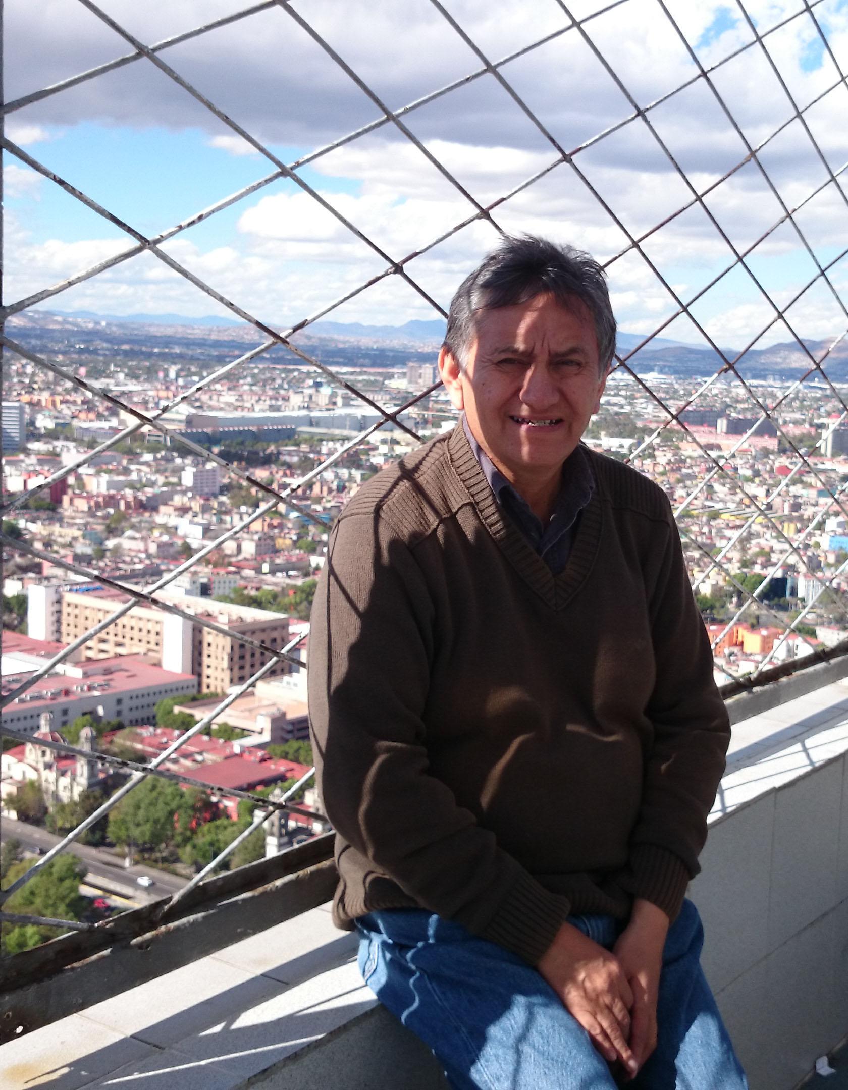 Arq. GUILLERMO  CALVA MARQUEZ