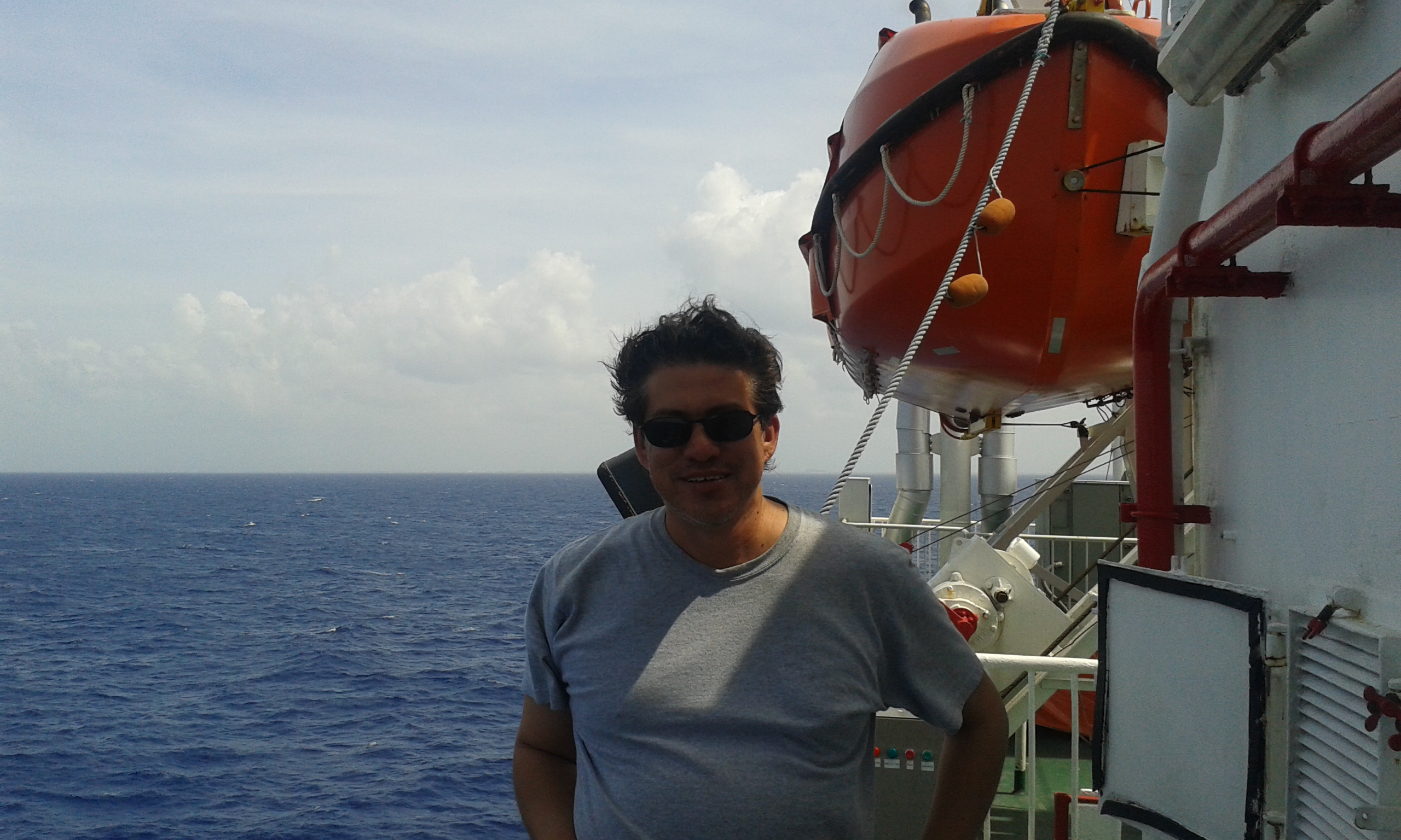 Dr. JORGE ALBERTO LOPEZ ROCHA