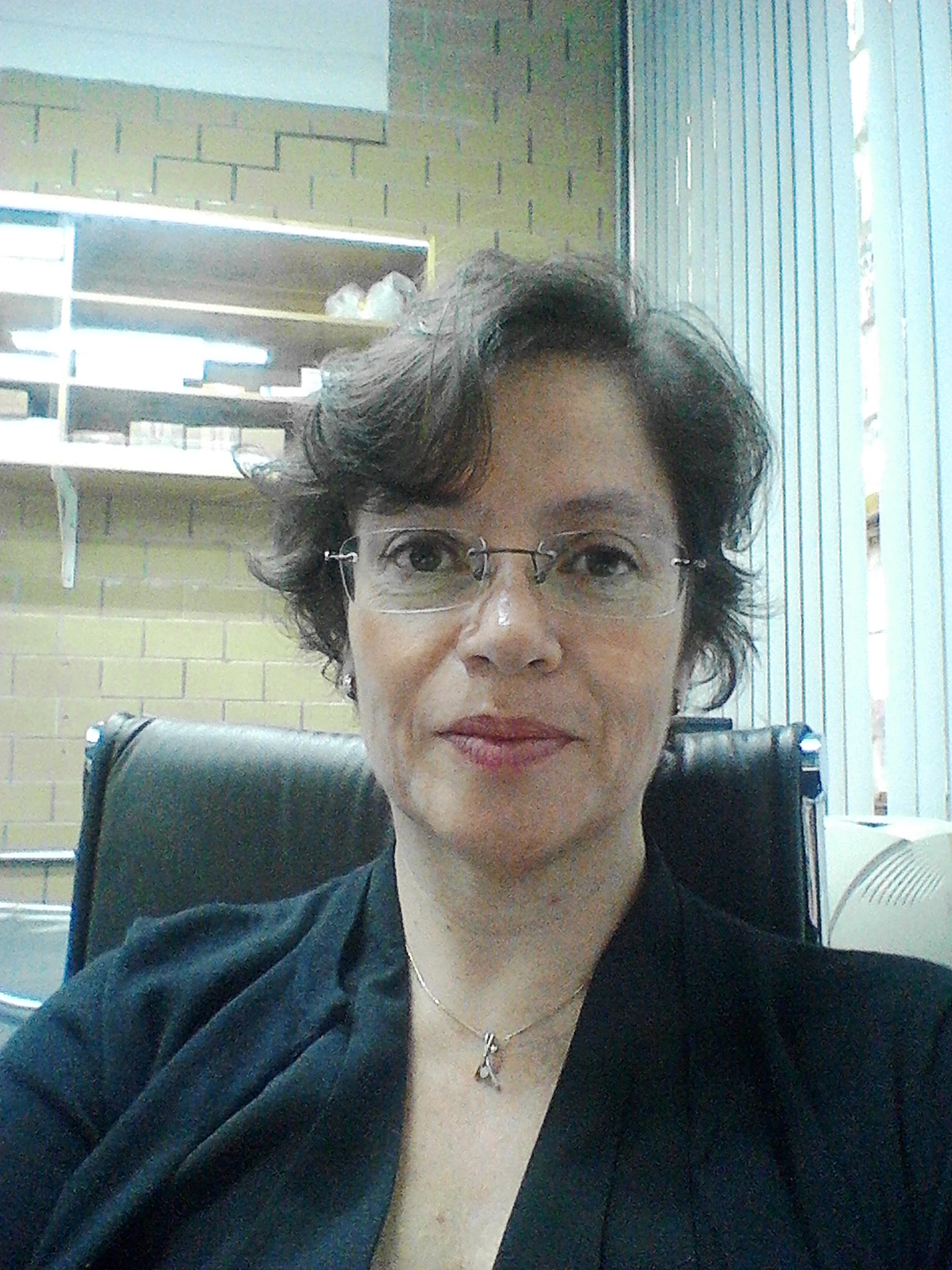 Dra. CLAUDIA PAOLA GOMEZ TAGLE CHAVEZ