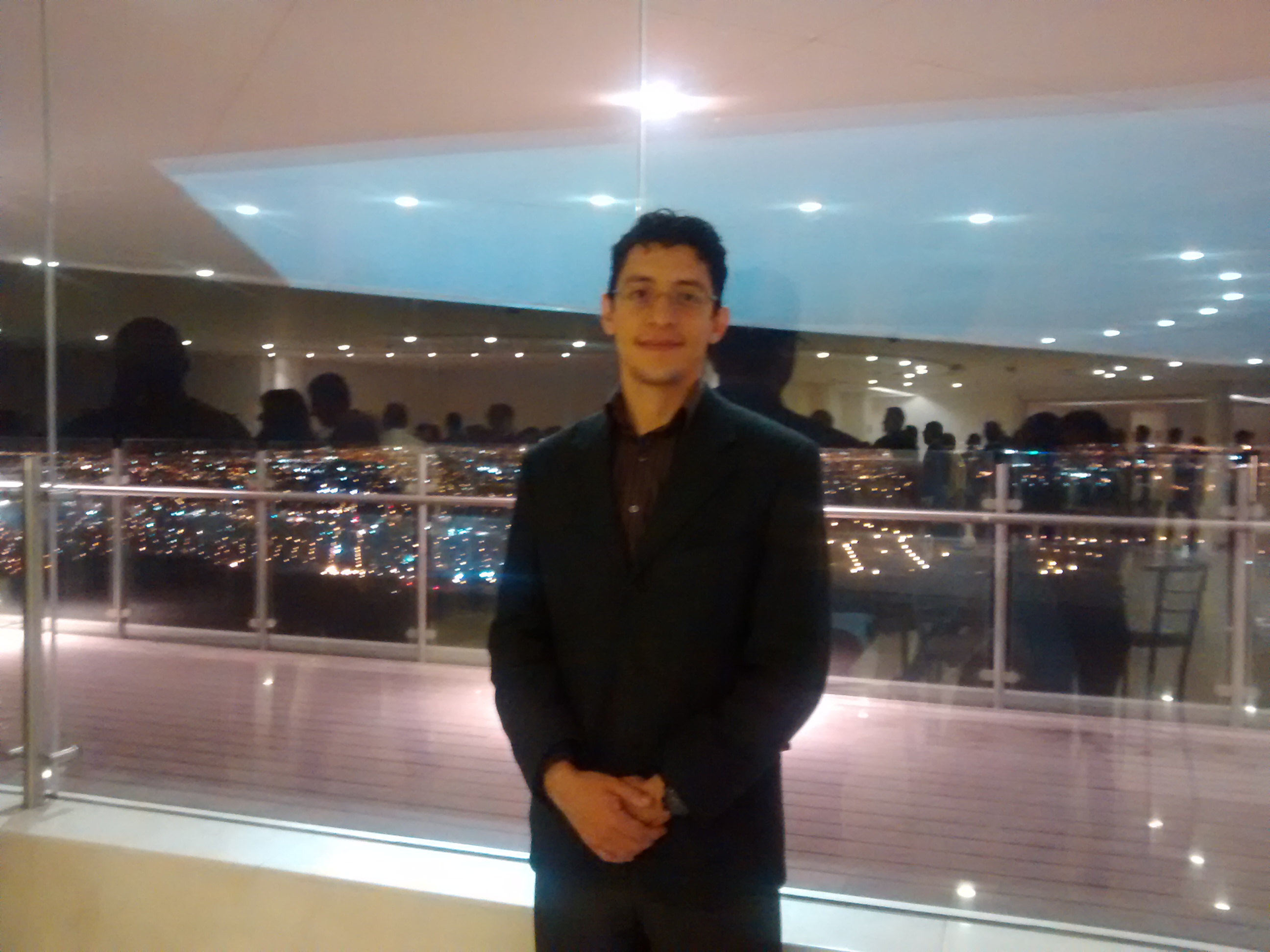 Dr. RODRIGO MARTINEZ ESPINOSA