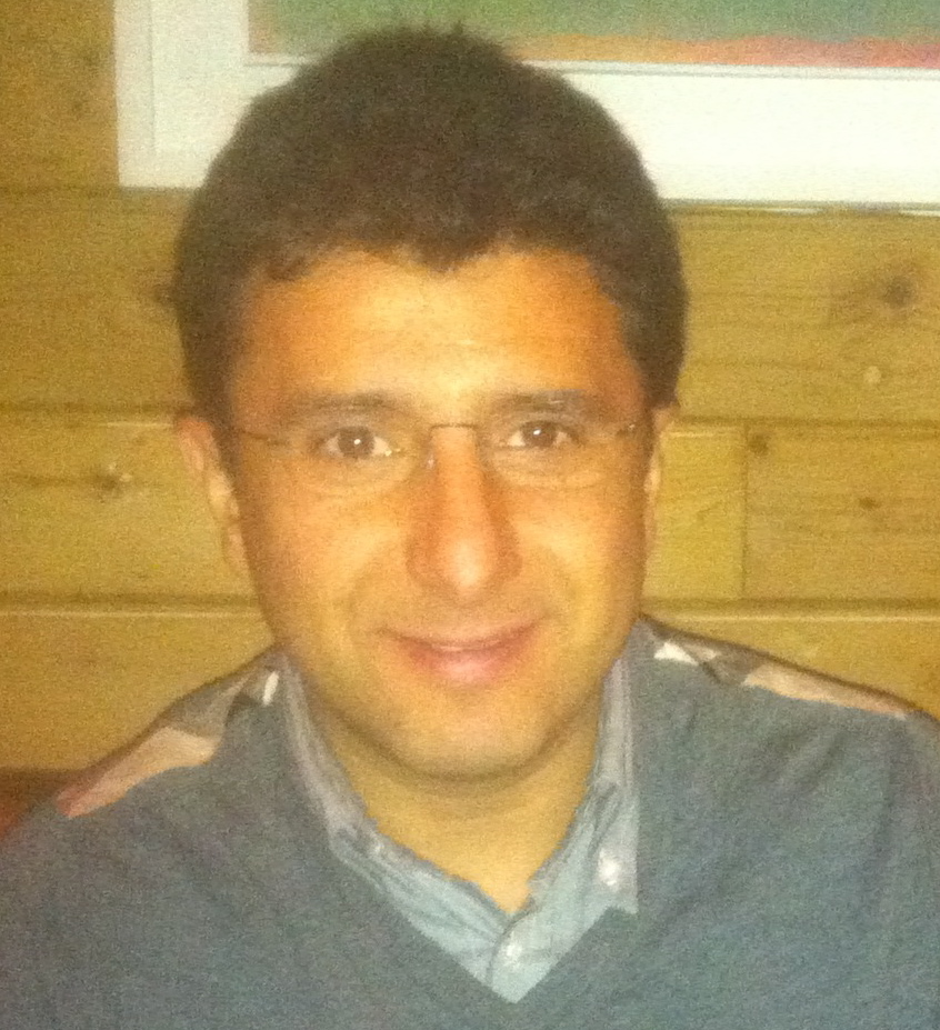 Dr. CONSTANTINO III ROBERTO LOPEZ MACIAS