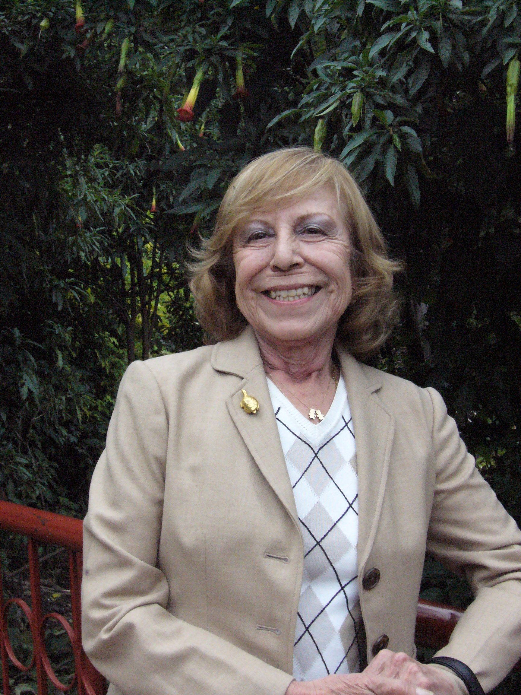 Dra. LUCINA ISABEL REYES LAGUNES